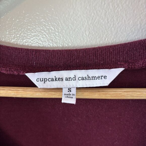 Cupcakes And Cashmere Maroon Sweater Long Sleeve Pullover Womens Sz Small - Picture 3 of 6
